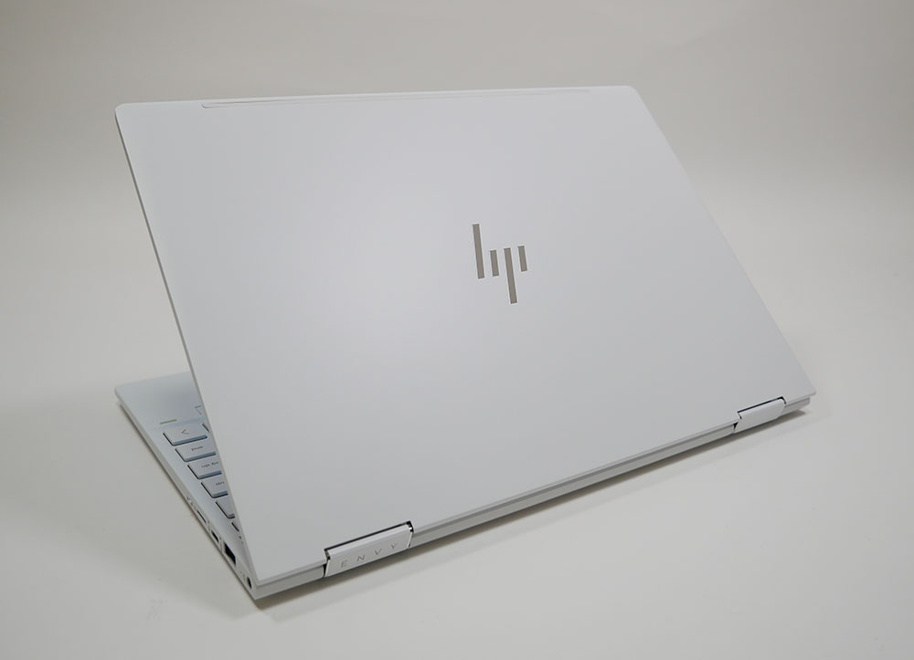 HP ENVY x360 13 セラミックホワイト
